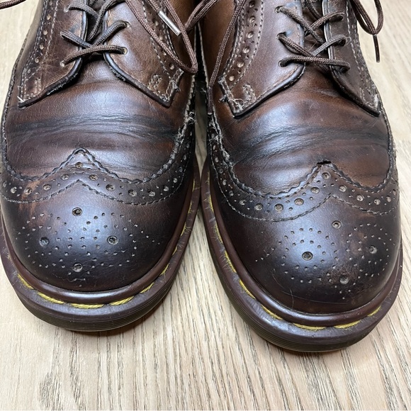 Vintage Dr. Martens 3989 Brogues Wingtip Shoes Brown Made In England M8 / W9 - Picture 6 of 14